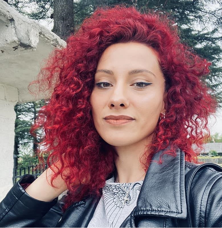 როგორ გახდა ერთდროულად ფერმწერი, არქიტექტორი და ტანსაცმლის დიზაინერი