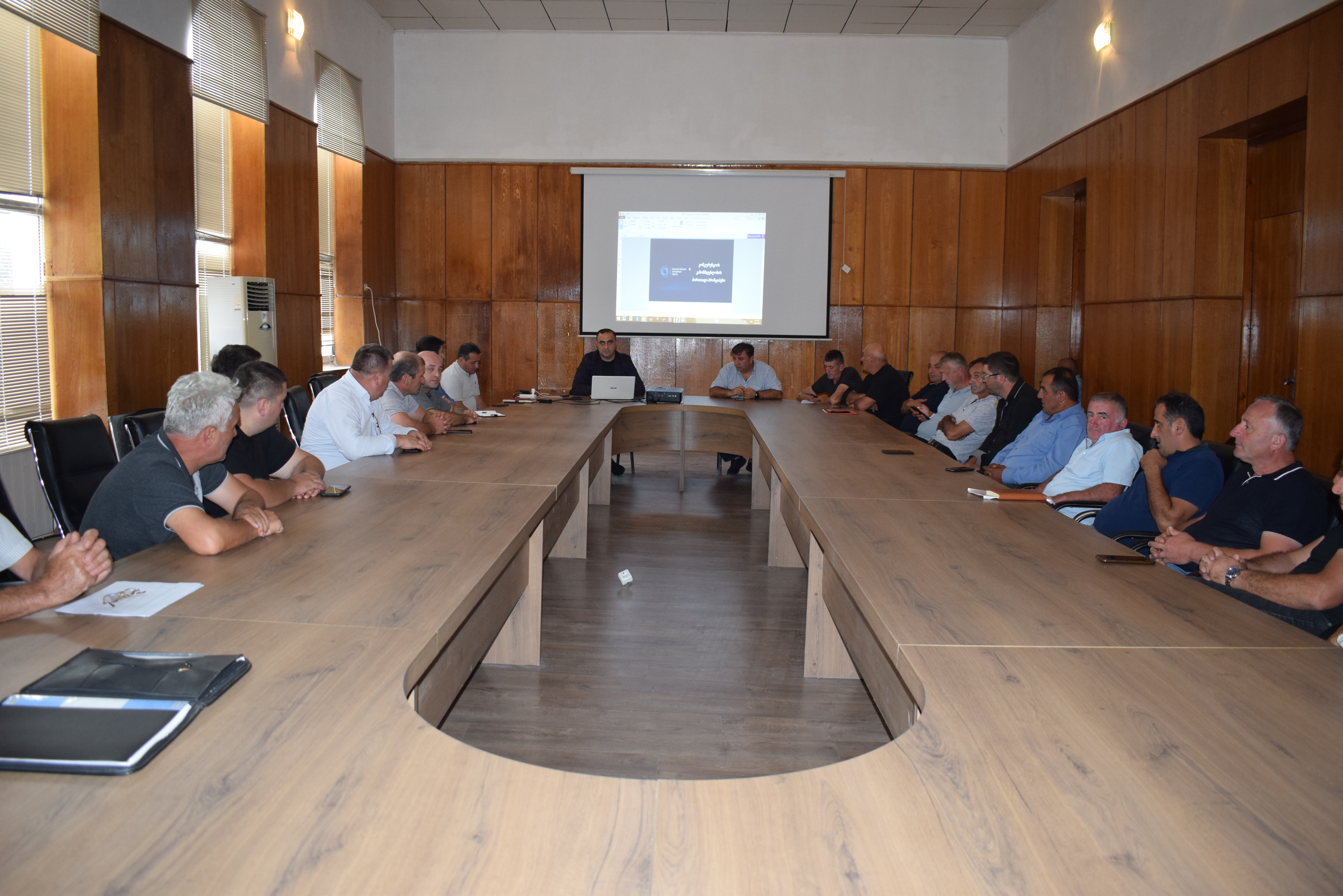 საინფორმაციო შეხვედრები
