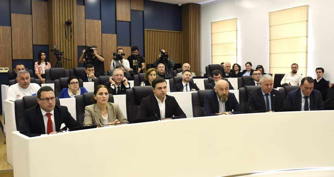 უმაღლესი საბჭო პარლამენტს საზოგადოებრივი მაუწყებლის სამეურვეო საბჭოს წევრებად თამილა დოლიძის და გიორგი კოხრეიძის კანდიდატურებს წარუდგენს