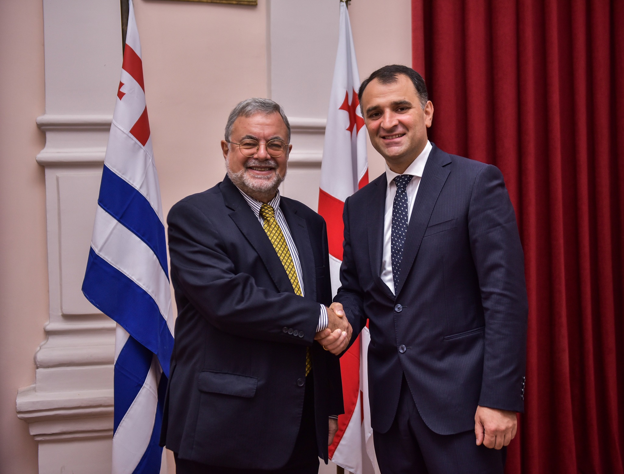 არჩილ ჩიქოვანი ბრაზილიის ელჩს საქართველოში ოსვალდო ბიატო ჯუნიორს შეხვდა