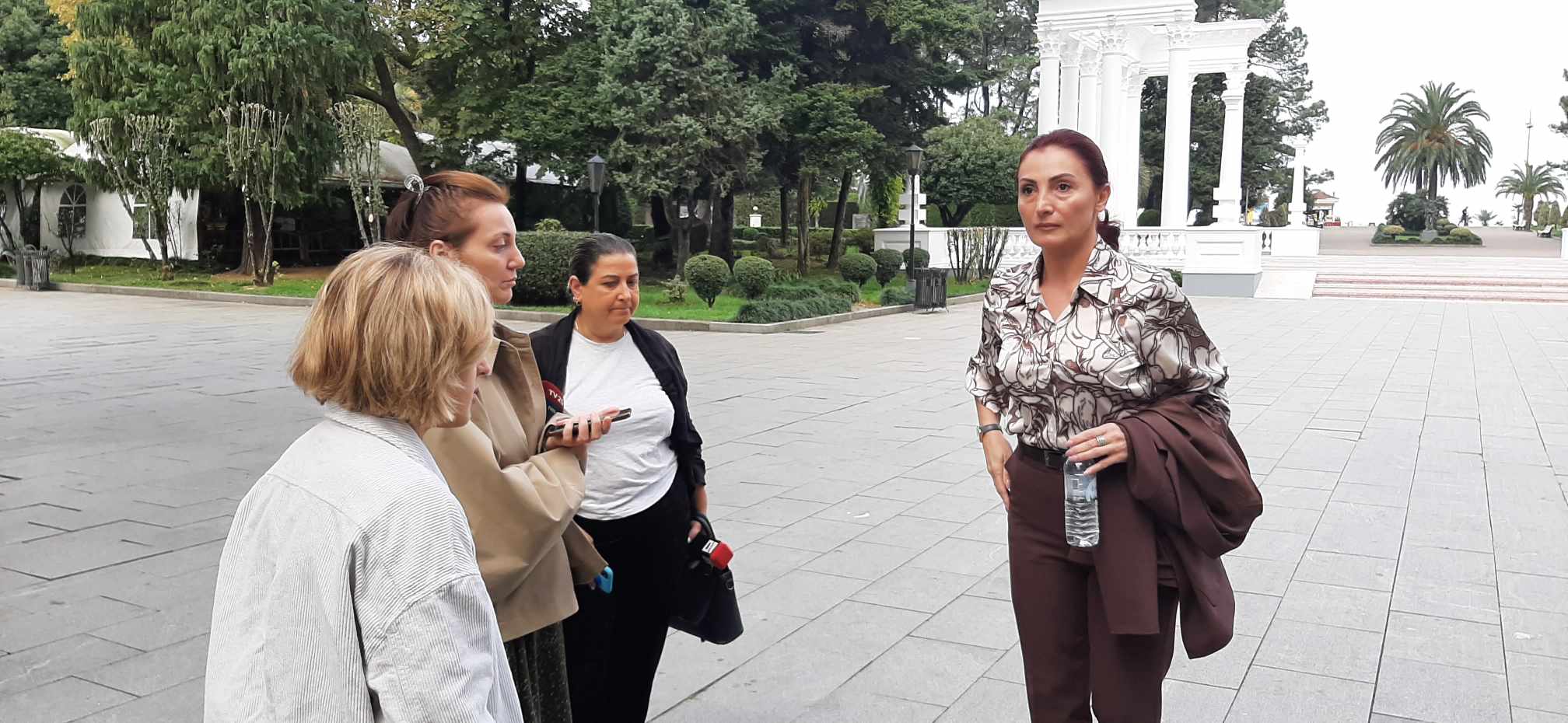 ნატალია ძიძიგური ყოფილ თანაპარტიელებს ზეწოლასა და პირადი ცხოვრების დეტალებით შანტაჟში ადანაშაულებს