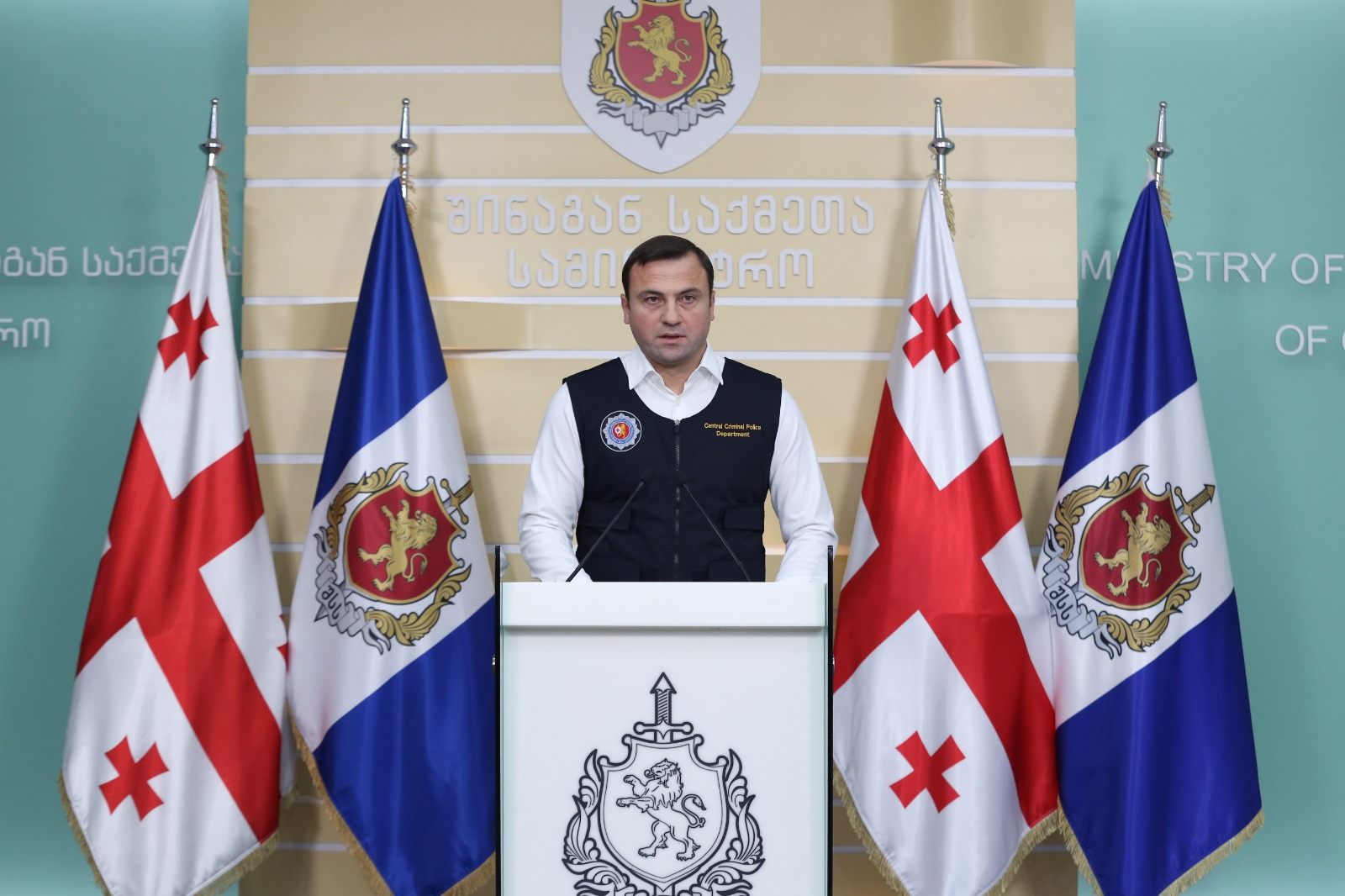 ე.წ ქურდულ სამყაროსთან კავშირში მყოფი 18 პირი დააკავეს