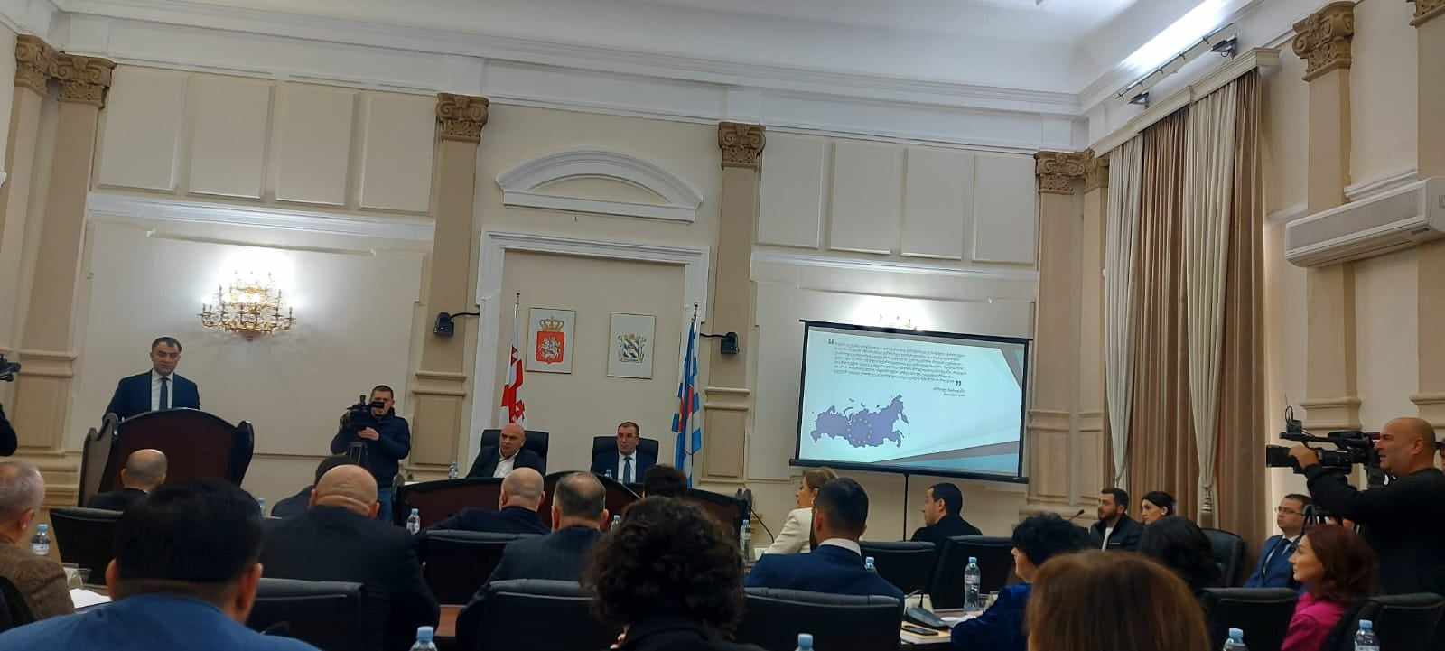 ბათუმის 2024 წლის ბიუჯეტის დამტკიცება და პროტესტი სხდომაზე დაშვებული ტექნიკური ხარვეზის გამო. . .