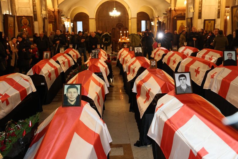 აფხაზეთიდან გადმოსვენებულების სამოქალაქო პანაშვიდი გაიმართა