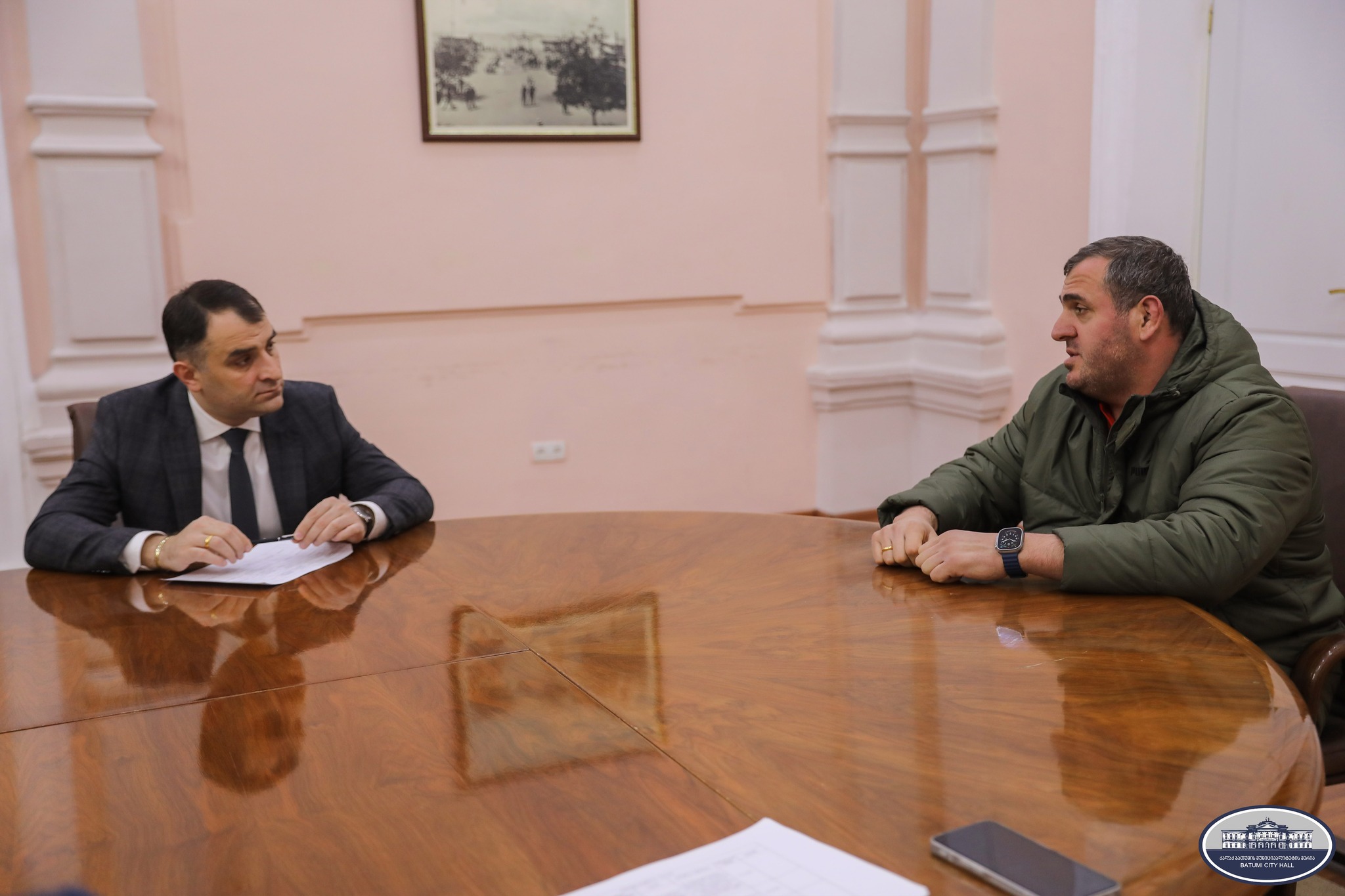 ბათუმის მერი მოსახლეობას შეხვდა