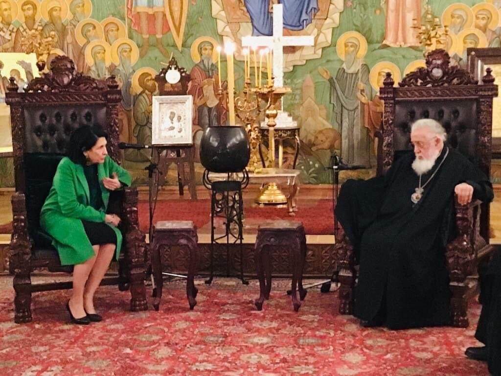 რას გულისხმობდა სალომე ზურაბიშვილი, როცა პატრიარქის სისუსტეზე საუბრობდა?
