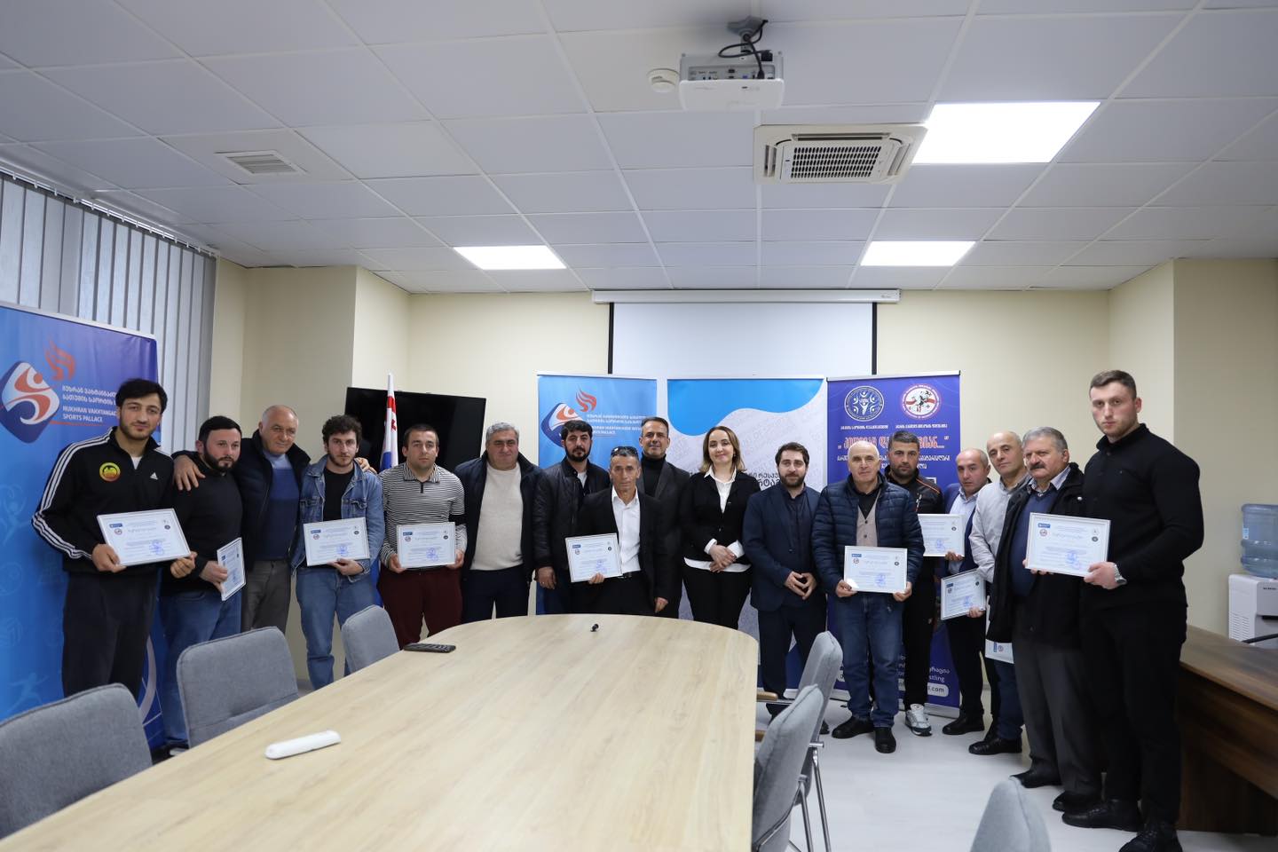 სერტიფიკატები მწვრთნელებს