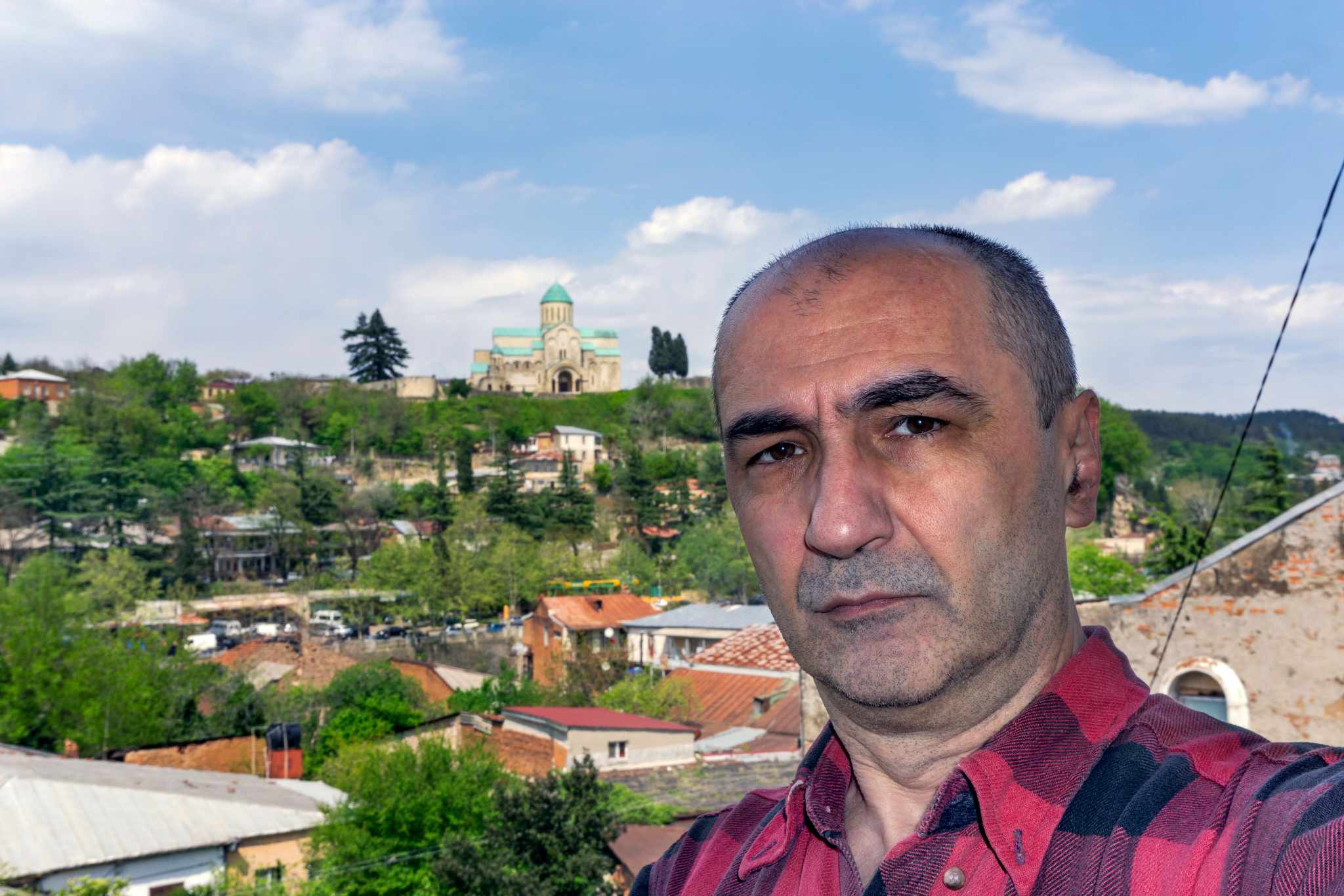 ასე იცვლება და ასე ღვინდება. . .