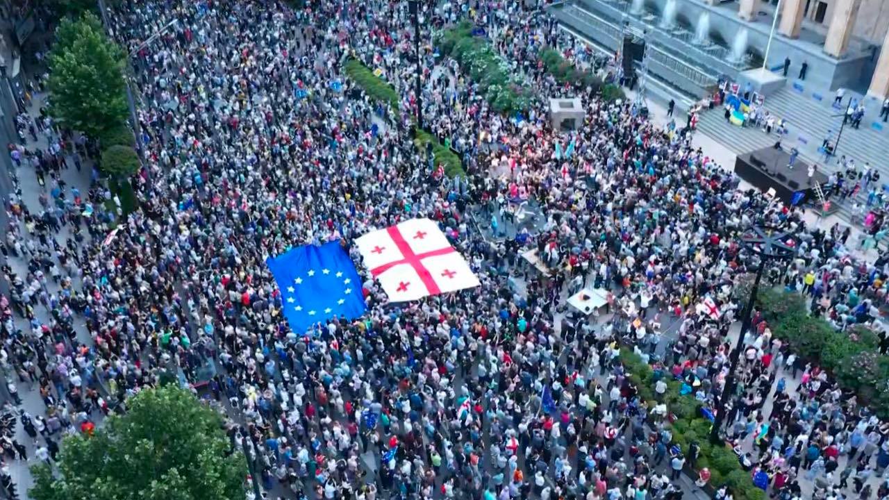 კანონი, რომელმაც რუსთაველის გამზირი კვლავ აახმაურა