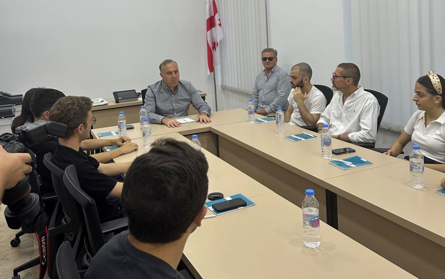 “ვიზიტი სახელმწიფო უწყებებში” – შეხვედრა სტუდენტებთან