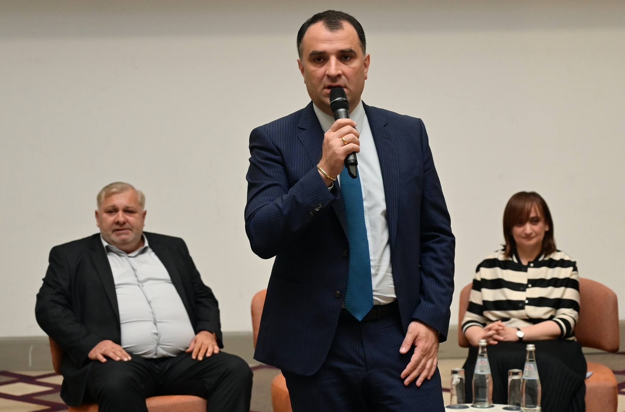 საბავშვო ბაღების ავტორიზაციის საკითხები საჯაროდ განიხილეს