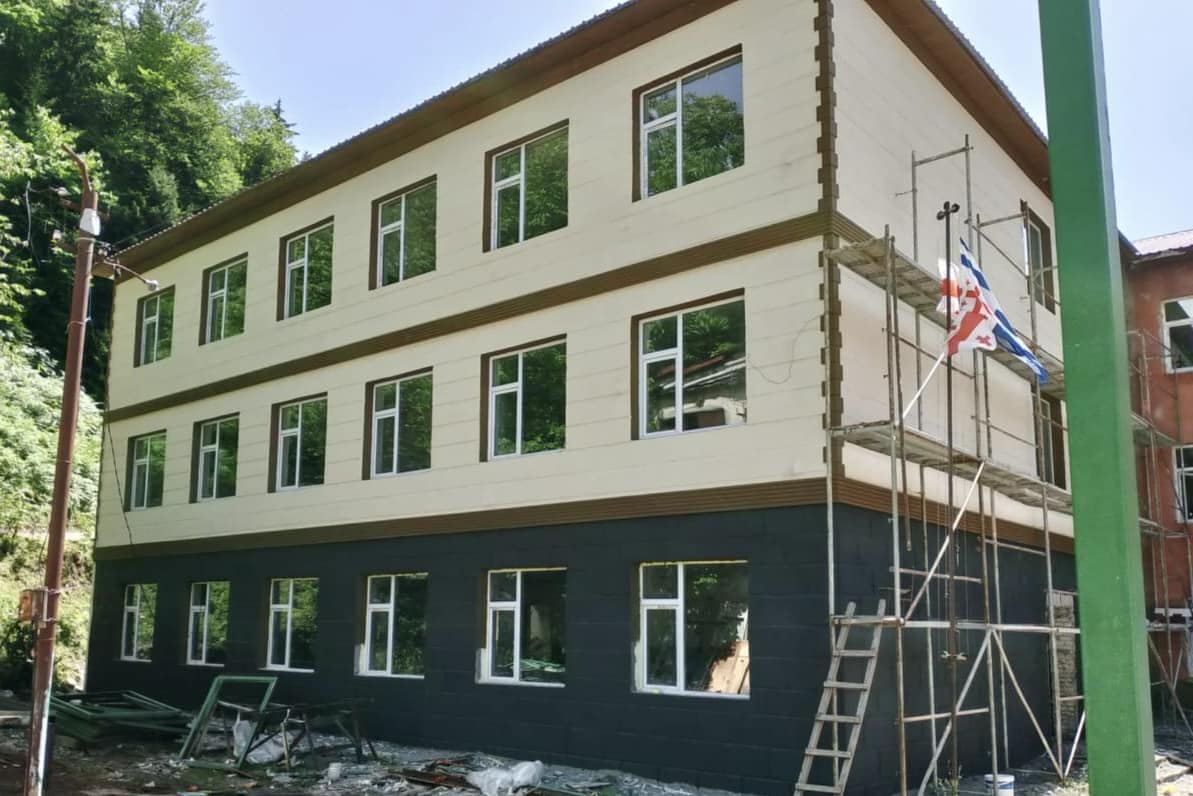 იუბილეს გარემონტებულ შენობაში აღნიშნავენ