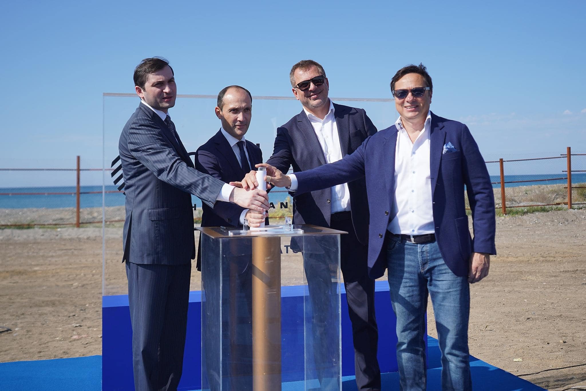 ციხისძირში, Petra Sea Resort-ში, Pullman-ი აშენდება