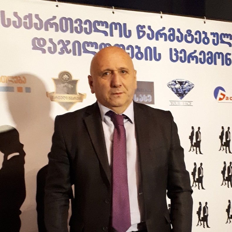 „მოუსმინეთ ყველა მხარეს და შეეცადეთ, გაარკვიოთ, ვის რა ინტერესი აქვს საქართველოსთან მიმართებით“