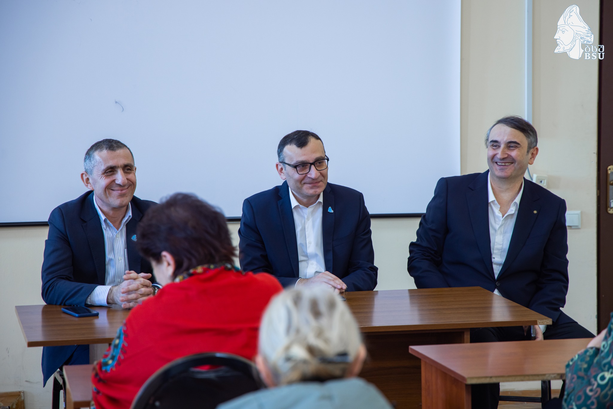 ტიტე აროშიძე ტექნოლოგიური ფაკულტეტის აკადემიურ პერსონალს შეხვდა