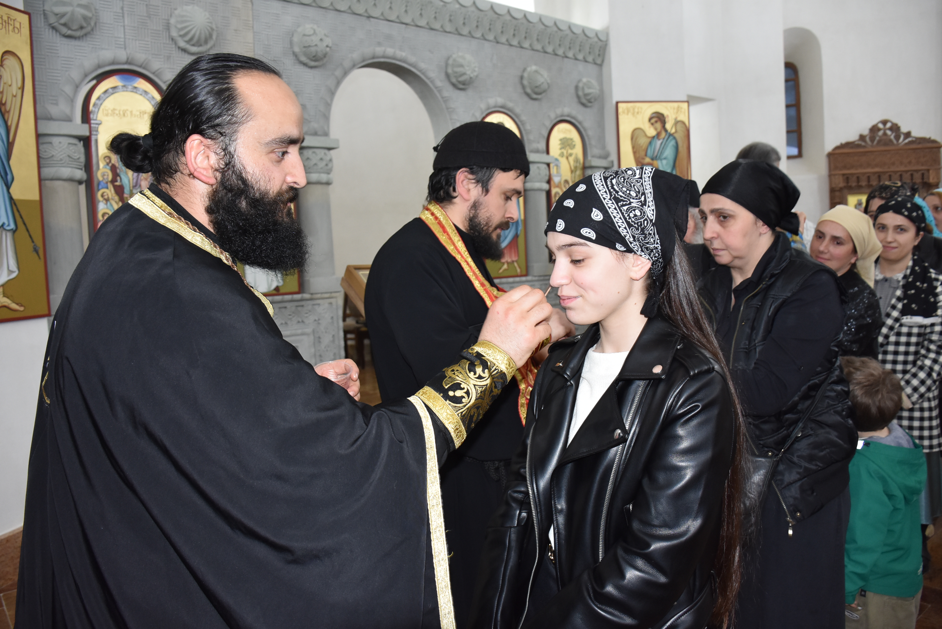 ზეთისცხება ახალ ტაძარში