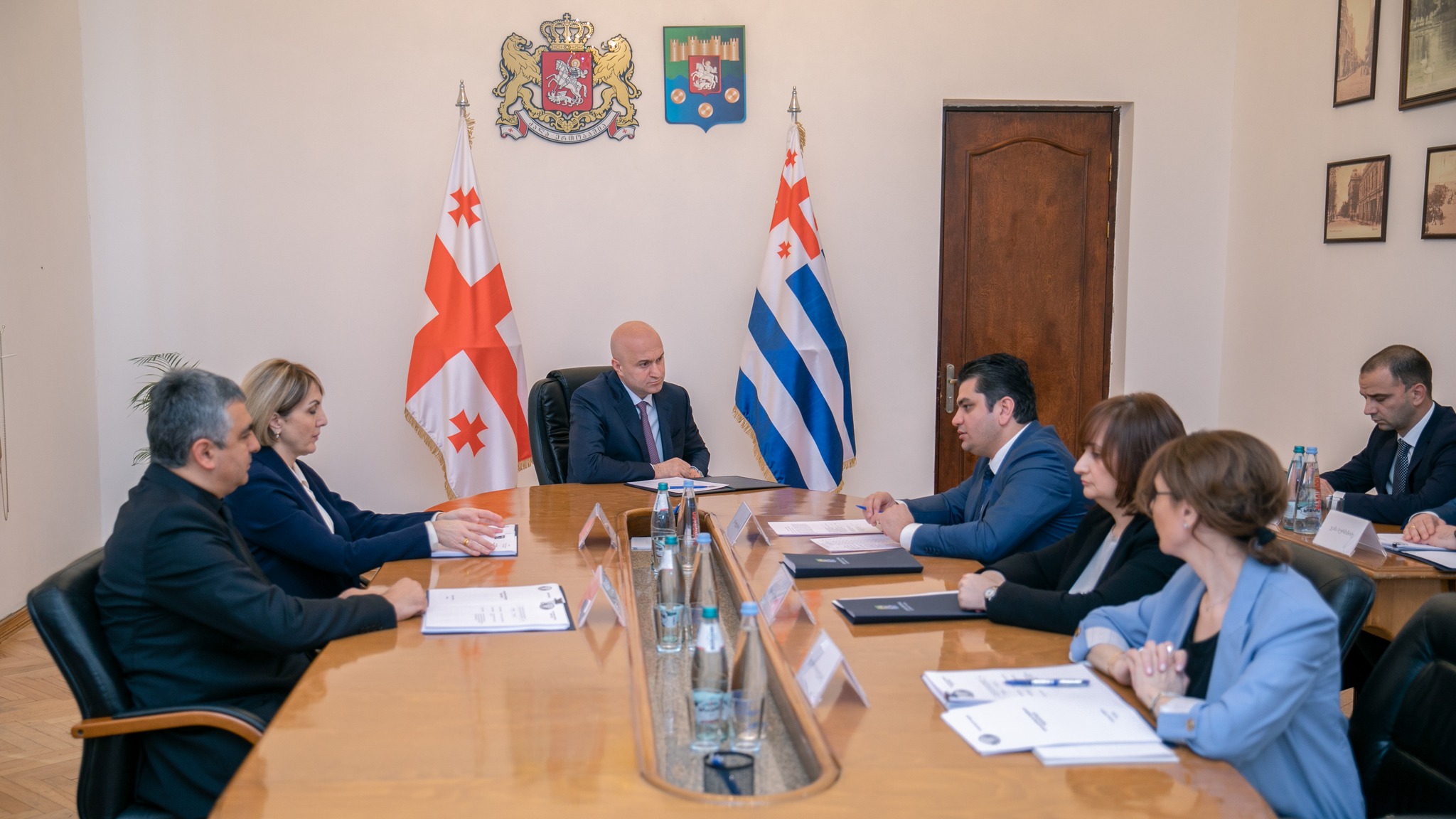 პრიორიტეტულ მიმართულებებზე იმსჯელეს