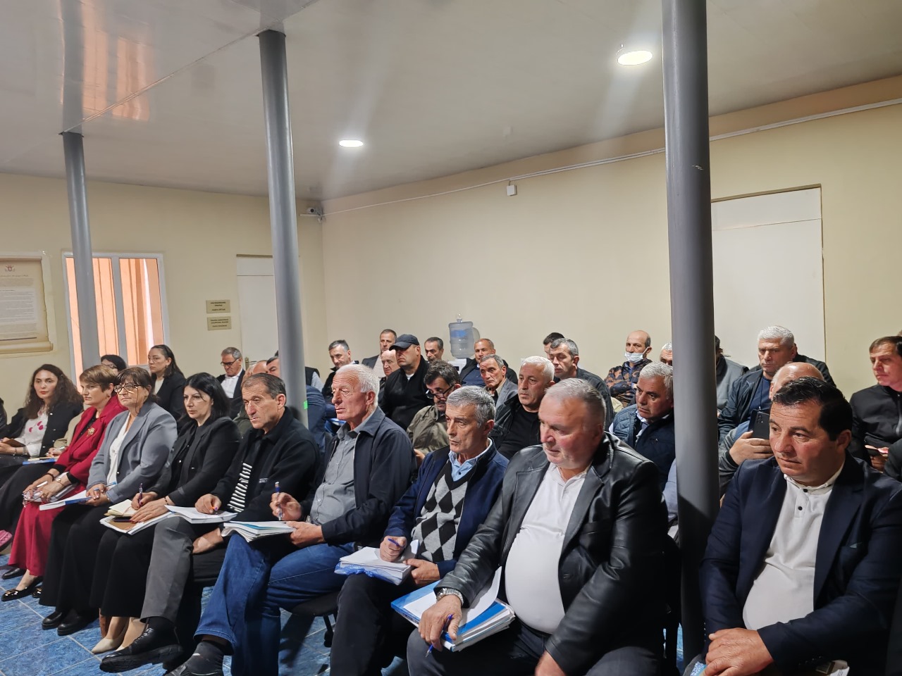 საქმიანი მსჯელობა – ხულოს რესურსცენტრში