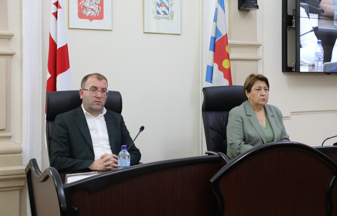 აღდგენილი ორმხრივი მოძრაობა და ბინა – 6-სულიან ოჯახს