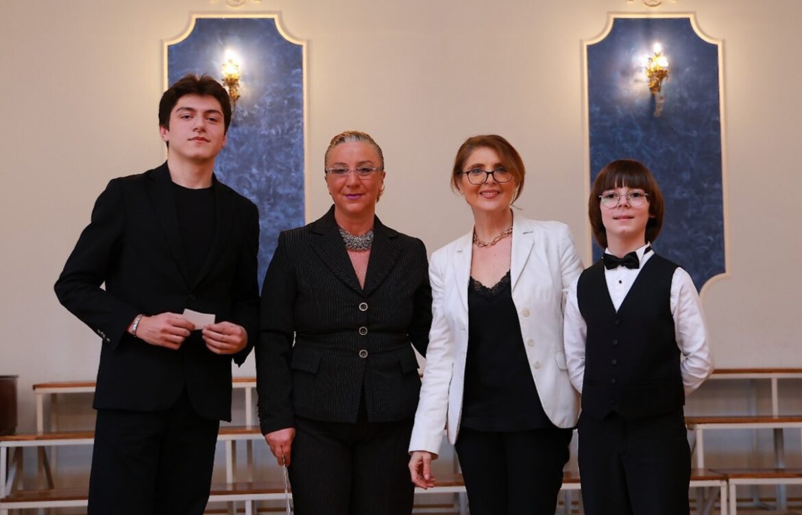 მინისტრმა კონკურსში გამარჯვებულები დააჯილდოვა