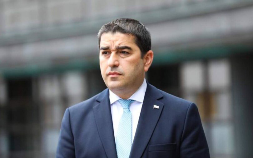 პარლამენტის თავმჯდომარე თორნიკე რიჟვაძეს გამოჯანმრთელებას უსურვებს