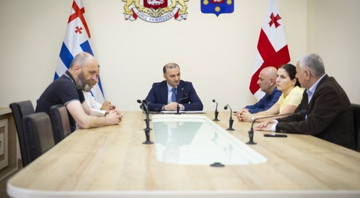 ადგილმონაცვლეების უფლებამოსილების ცნობის პროცედურები იწყება