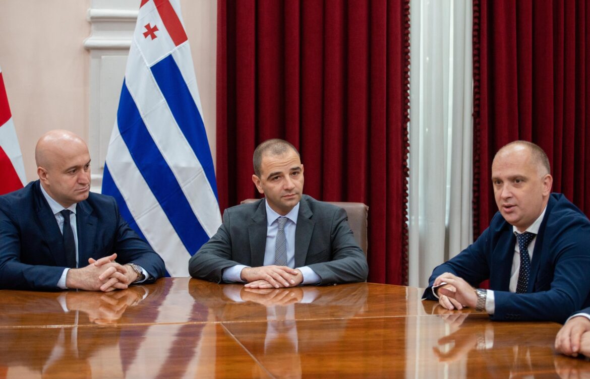 აჭარის მთავრობის თავმჯდომარემ მერის მოვალეობის შემსრულებელი წარადგინა