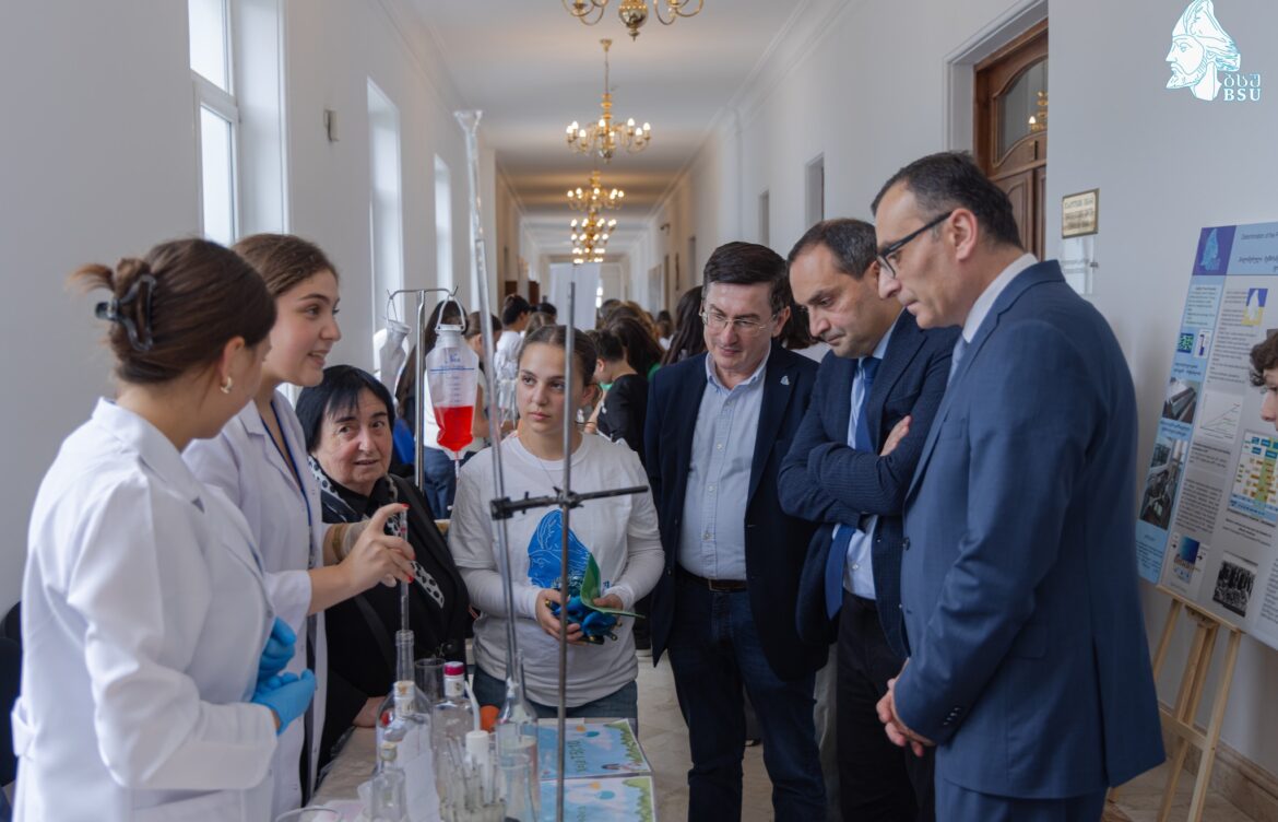 მეცნიერების ფესტივალი – „საზღვაო ქვეყნის ლურჯი პოლიტიკა“