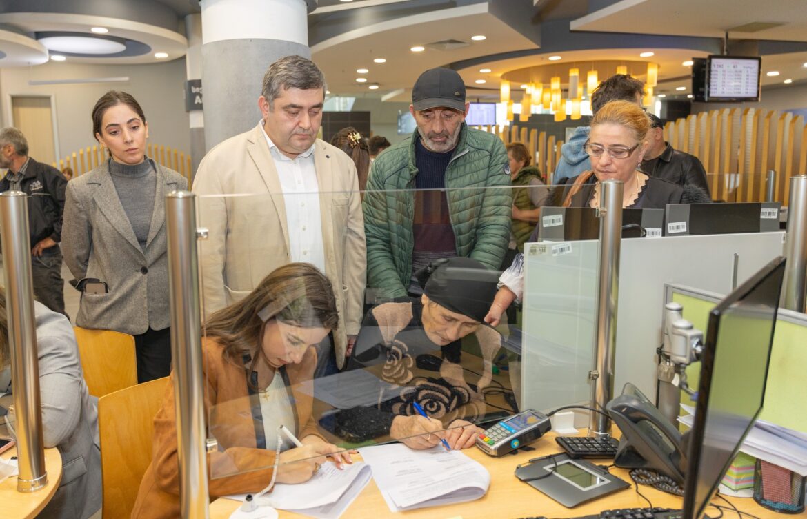 10 ეკომიგრანტს ბინა გადაეცა