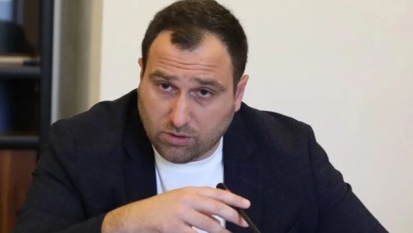 ირაკლი კირცხალია: დონალდ ტრამპი ღიად აცხადებს, რომ ებრძვის „დიფ სთეითს“ და მის სტრუქტურებს