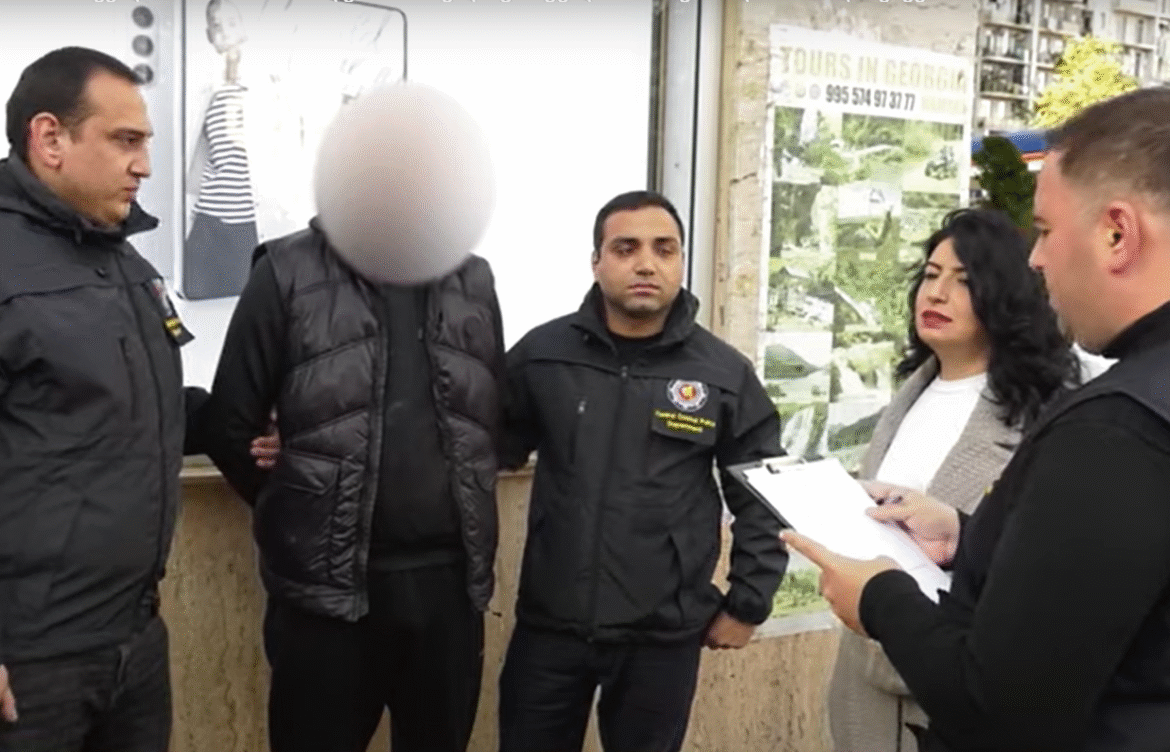 წითელი ცირკულარით ძებნილი დააკავეს