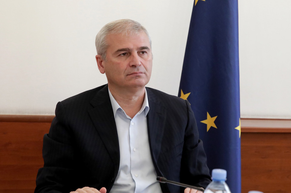 3 ოპოზიციური პარტიის აკრძალვის მოთხოვნით, სარჩელს დღეს შეიტანენ