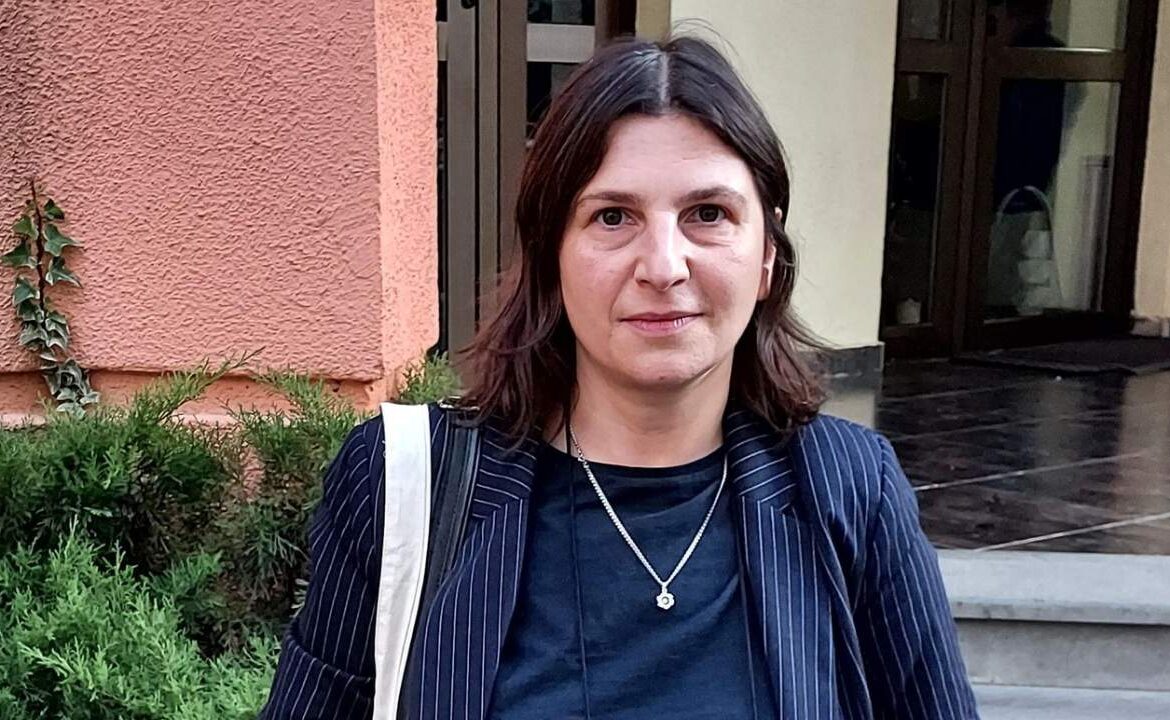 პედაგოგ ნინო დათაშვილს პატიმრობა გირაოთი შეეცვალა