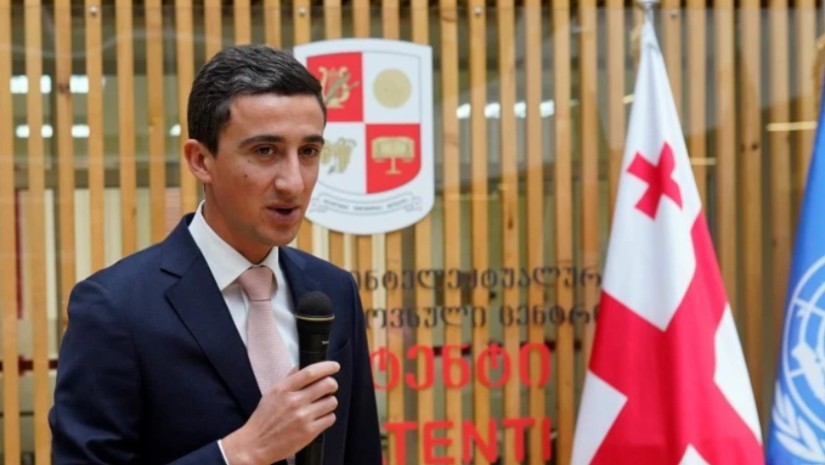 პარლამენტის ყოფილ შენობაში „საქპატენტის“ სასწავლო ცენტრი განთავსდება