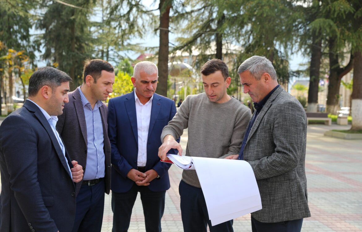 სპორტული კომპლექსი და სტადიონი შენდება