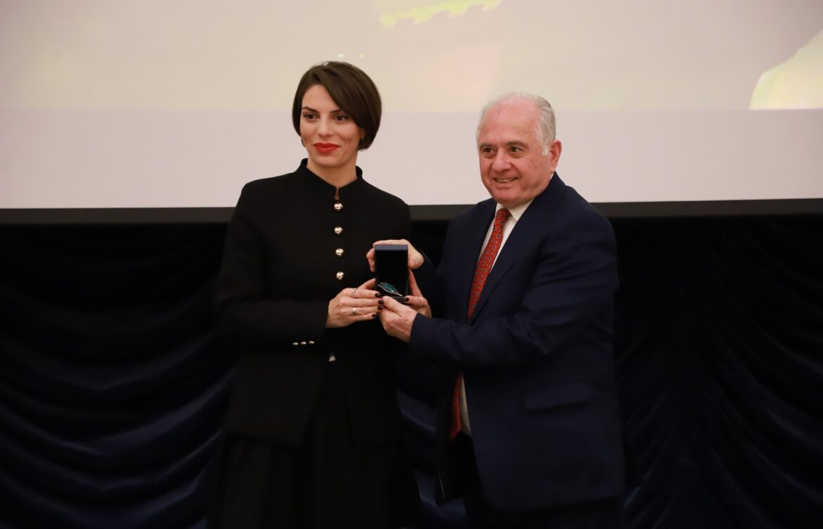 „დიახ, ჩემი თაობა იქნება ის, ვინც ენგურს მიღმა დარჩენილ სახლებში კარებს აუცილებლად შეაღებს“