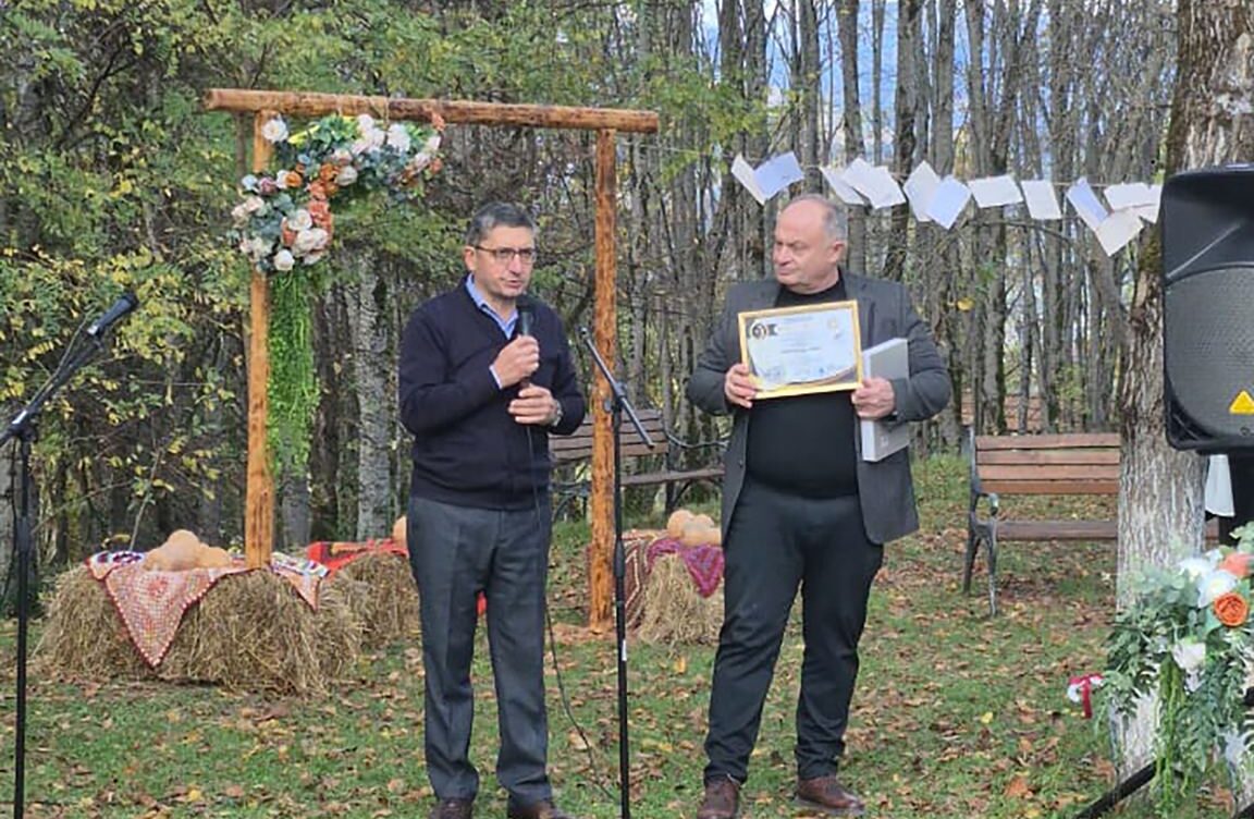 ლექსიკოგრაფიულ კონკურსში გაიმარჯვა