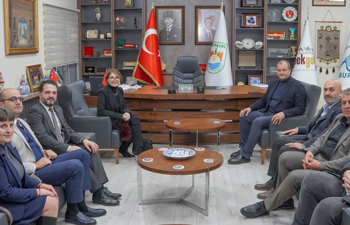 აჭარის კულტურის მინისტრი ელისო ბოლქვაძე თურქეთში, ქალაქ იზნიქის მერს ქაღან მეჰმედ უსთას შეხვდა