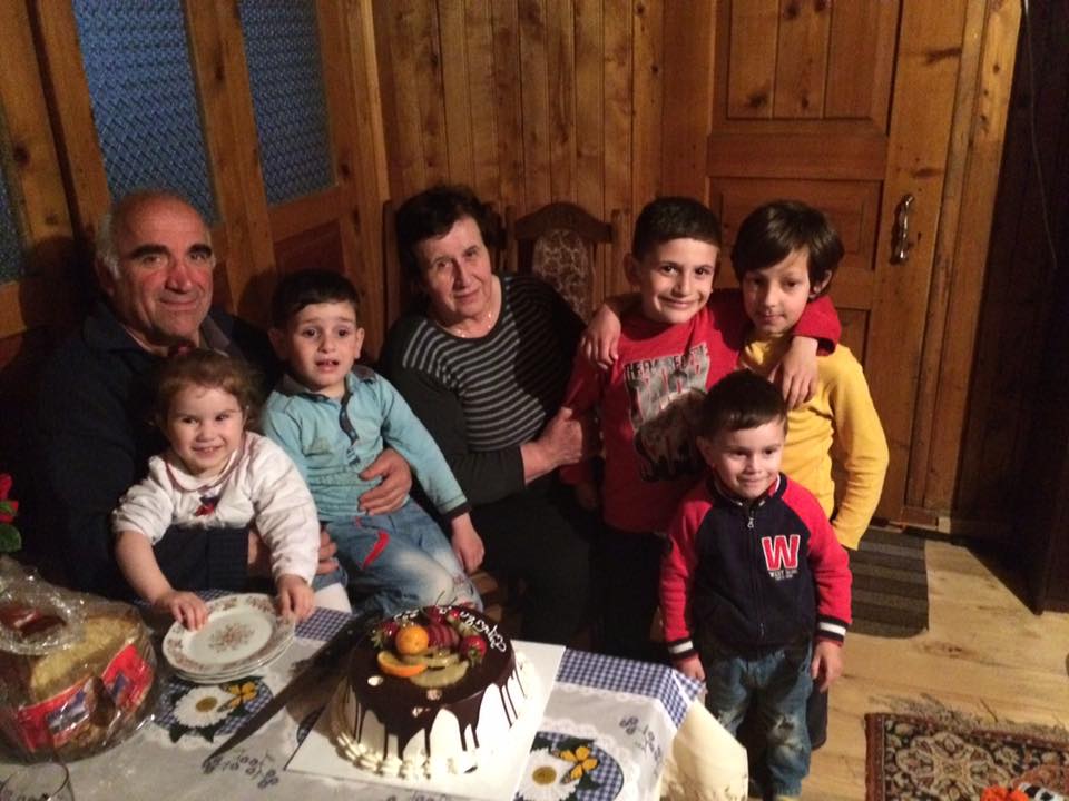 „ძველი და ახალი წლის გასაყარზე სახლში ცხვარს შემოვიყვანდით, როგორც სიკეთისა და სიუხვის სიმბოლოს“