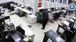 პროკურატურა ალეკო ელისაშვილისთვის ბრალის წარდგენის შესახებ ოფიციალურ ინფორმაციას და ვიდეომასალას ავრცელებს