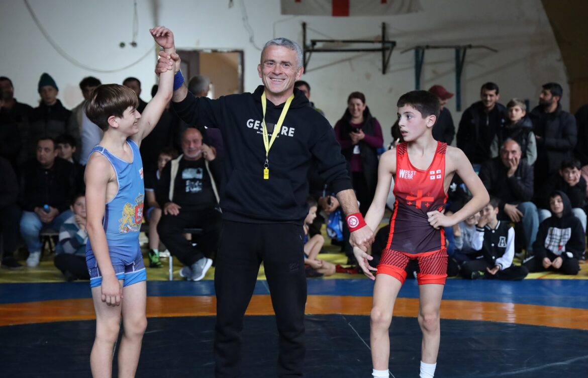  ხსოვნის ტურნირი – თავისუფალ ჭიდაობაში