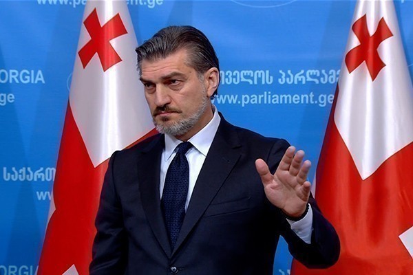 პრეზიდენტმა159 მსჯავრდებული პირი შეიწყალა