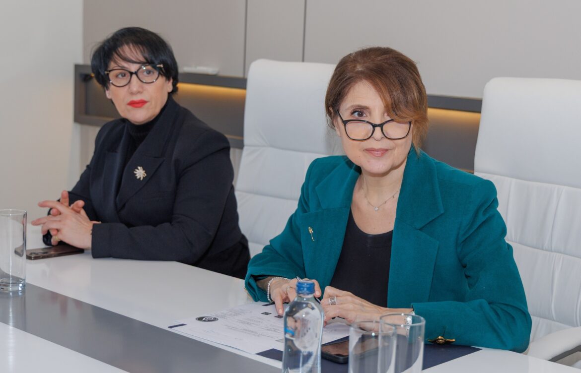 აჭარის კულტურის მინისტრი სალოტბარო სკოლების წარმომადგენლებს შეხვდა