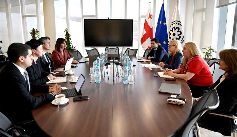 მომხმარებელთა დაცვის მექანიზმების გაძლიერებაზე და უსაფრთხოების საკითხებზე იმსჯელეს