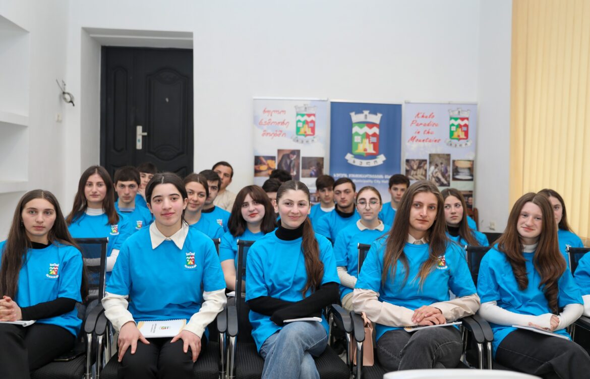  პროგრამები და პროექტები წარადგინეს