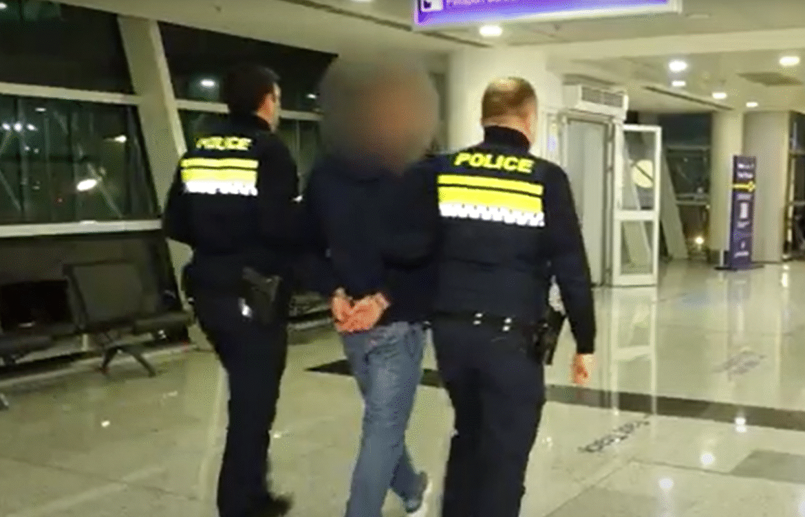 საზღვრის უკანონოდ გადაკვეთის მცდელობის ბრალდებით დააკავეს