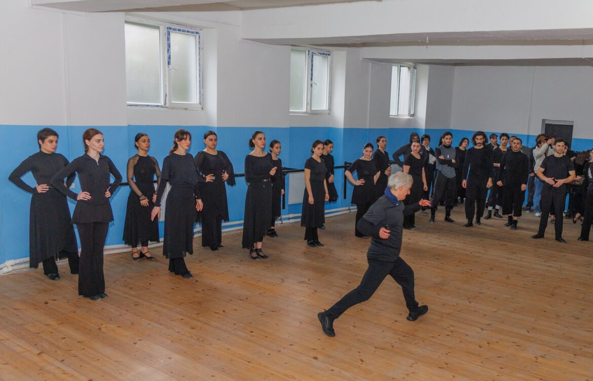 აჭარაში ქართული ხალხური ქორეოგრაფიისა და სიმღერის მასტერკლასები მიმდინარეობს