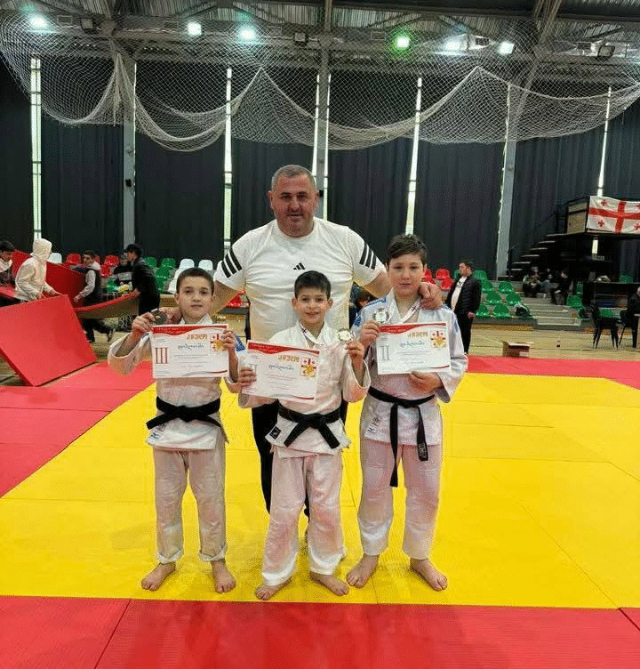 წარმატება – სალიცენზიო ტურნირზე