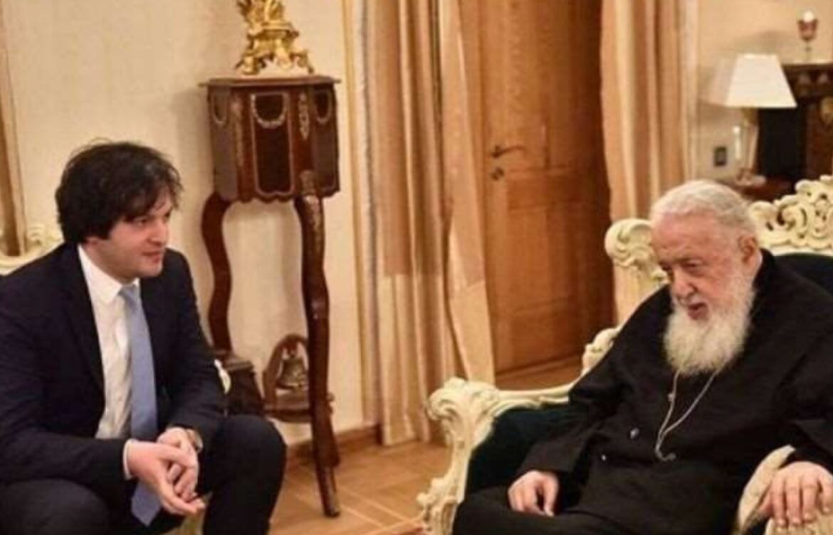 პრემიერი: უწმინდესის ღვაწლი სცდება წმინდა სასულიერო განზომილებას