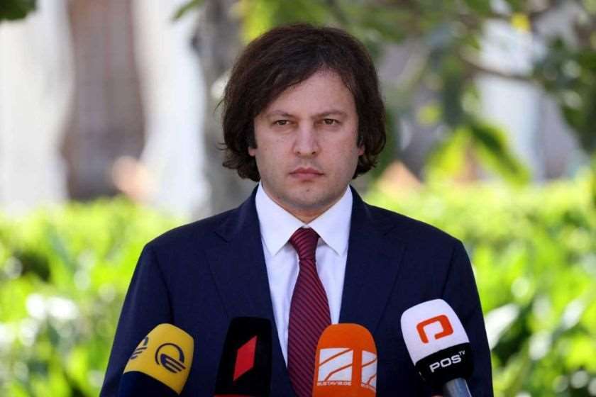 პრემიერი: ფარდა აეხადა ყველაფერს